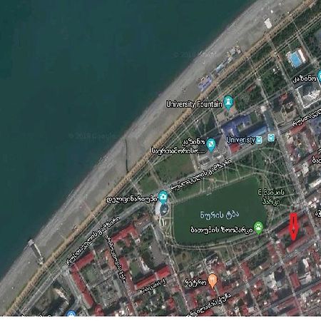 Apartment Near Park 36 Батуми Экстерьер фото